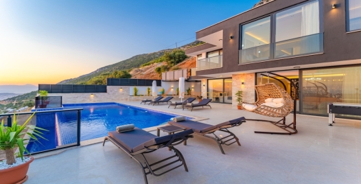 Kalkan'da Özel Havuzlu, Konforlu ve Lüks Tatil Villası 3 Resim