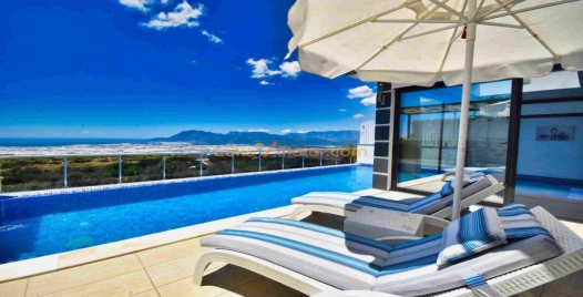 Üzümlü'de Tatil için Mükemmel, Özel Havuzlu Villa 2 Resim