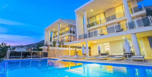 Kalkan'da Lüks, Özel Havuzlu Tatil Villası 3 Resim