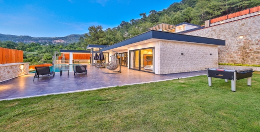Villa Gra Bohem 0 Resim