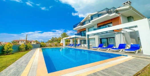 Fethiye'de Geniş Aileler İçin Lüks ve Özel Havuzlu Villa 0 Resim
