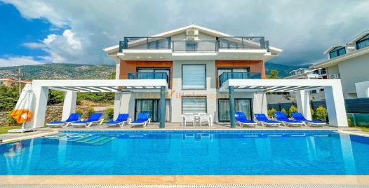 Fethiye'de Geniş Aileler İçin Lüks ve Özel Havuzlu Villa 1 Resim