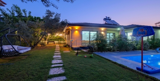 Fethiye'de Lüks, Özel Havuzlu Doğa İçinde Villa 3 Resim