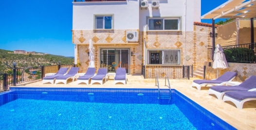 Akbel'de Deniz Manzaralı, Özel Havuzlu Lüks Villa 2 Resim
