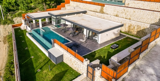 Villa Gra Deluxe 4 Resim
