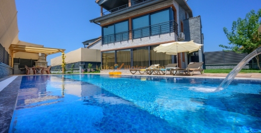 Fethiye'de Özel Havuzlu, Lüks ve Ferah Tatil Villası 0 Resim