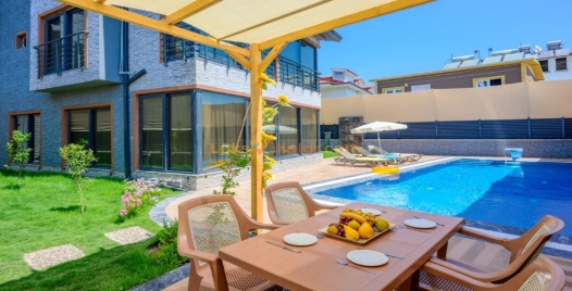 Fethiye'de Özel Havuzlu, Lüks ve Ferah Tatil Villası 2 Resim