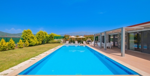Fethiye'de Özel Havuzlu, Eşsiz Doğa İçinde Kiralık Villa 2 Resim