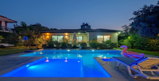 Fethiye'de Lüks, Özel Havuzlu Doğa İçinde Villa 2 Resim