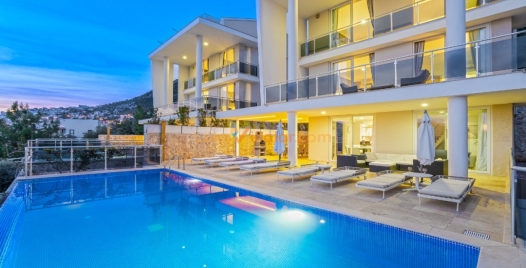 Kalkan'da Lüks, Özel Havuzlu Tatil Villası 4 Resim