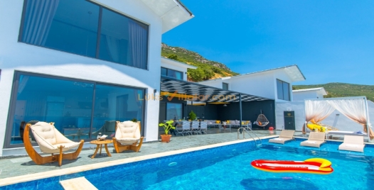 Kördere'de Özel Havuzlu, Lüks Tatil Villası 1 Resim