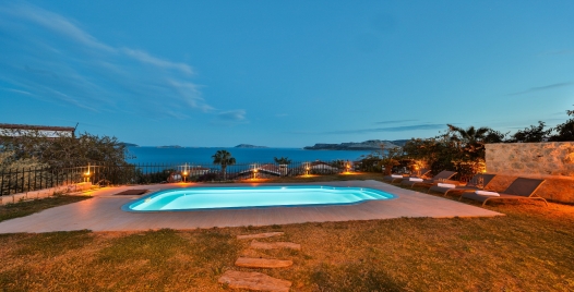 Villa Meiza 4 Resim