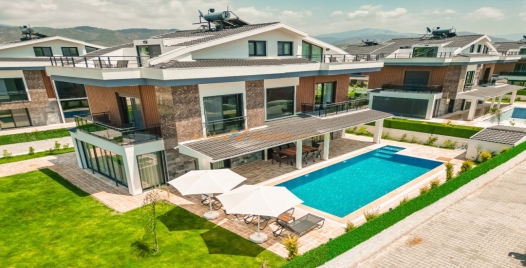 Fethiye'de 8 Kişilik, Özel Havuzlu Lüks Villa 2 Resim