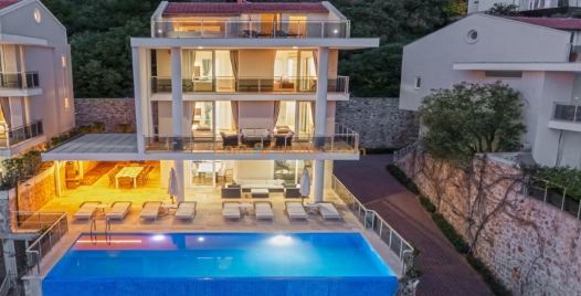 Kalkan'da Lüks, Özel Havuzlu Tatil Villası 2 Resim