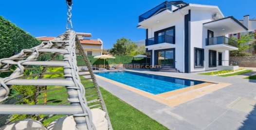 Fethiye'de Doğa İçinde Özel Havuzlu Lüks Villa 4 Resim