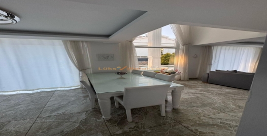 Fethiye'de Geniş Havuzlu, Doğa İçinde Lüks Tatil Villası 4 Resim