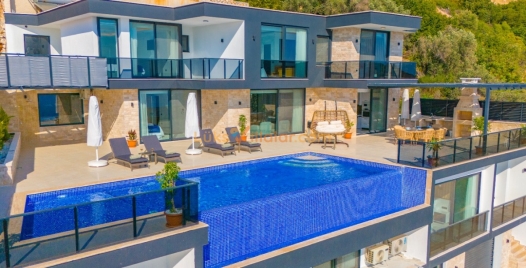 Kalkan'da Özel Havuzlu, Konforlu ve Lüks Tatil Villası 4 Resim