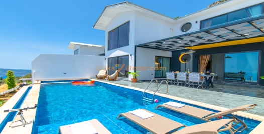 Kördere'de Özel Havuzlu, Rahat ve Lüks Villa 1 Resim