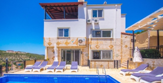 Akbel'de Deniz Manzaralı, Özel Havuzlu Lüks Villa 1 Resim