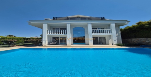 Ölüdeniz'de Konfor ve Lüks Sunan Özel Havuzlu Villa 2 Resim
