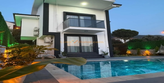 Fethiye'de Doğa İçinde Özel Havuzlu Lüks Villa 1 Resim